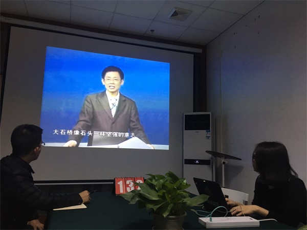 瓜瓜早課堂(132)-不會(huì)華少的好舌頭,也要懂汪涵的緊急救場(chǎng) 瓜瓜早課堂(132)-不會(huì)華少的好舌頭,也要懂汪涵的緊急救場(chǎng)